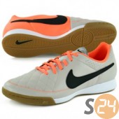 Nike  Foci cipö 631283